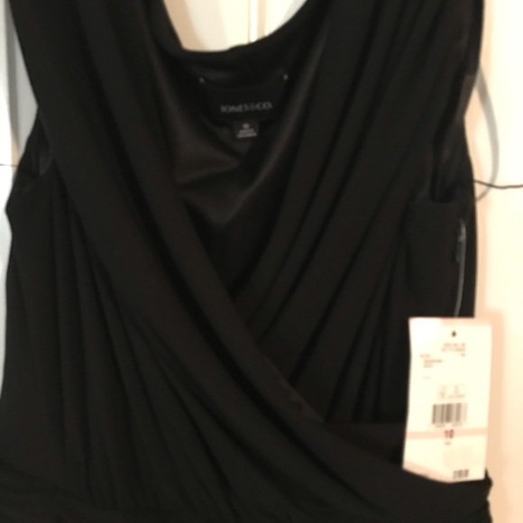 *Sold* NWT Little Black Dress - Picture 3 of 4